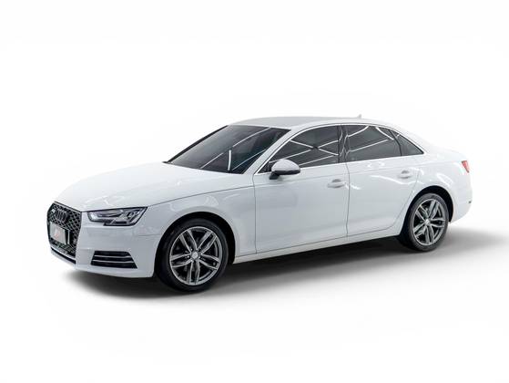 AUDI A4 2.0 TFSI AMBIENTE GASOLINA 4P S TRONIC AUDI A4 2.0 TFSI AMBIENTE GASOLINA 4P S TRONIC